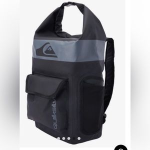 Quicksilver Sea Stash 20L surf backpack - dry bag